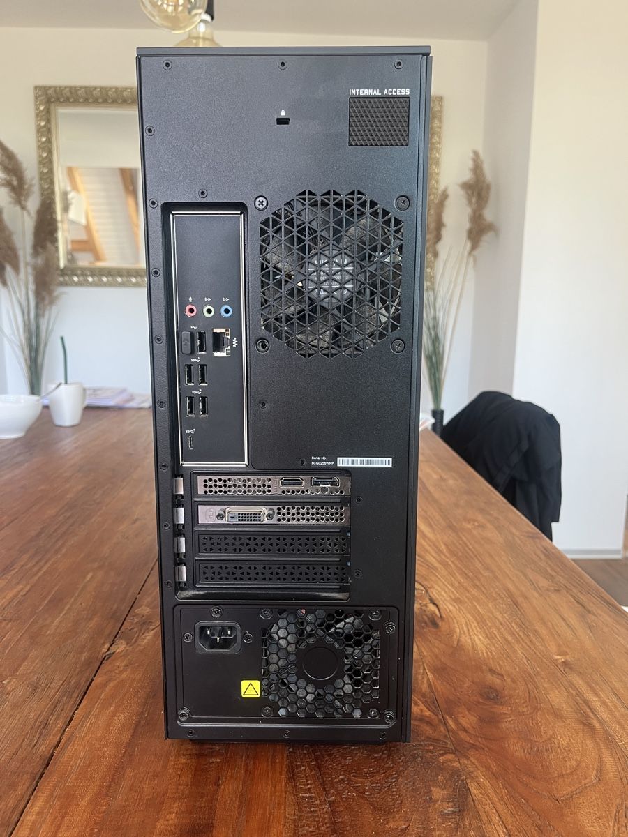 Hewlett Packard PC: HP OMEN Gaming PC – Usato da Stettlen venduto da mae_hmm8 2