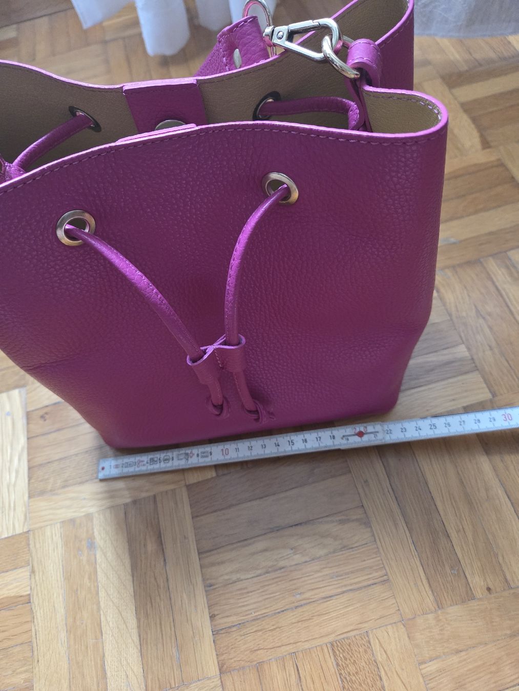 Borse da donna: Pinke Handtasche/Umhängetasche mit Wechselgurt, neuwertig – Nuovo (secondo la descrizione) da Adlikon b.Regensdf venduto da che_xxb9 7