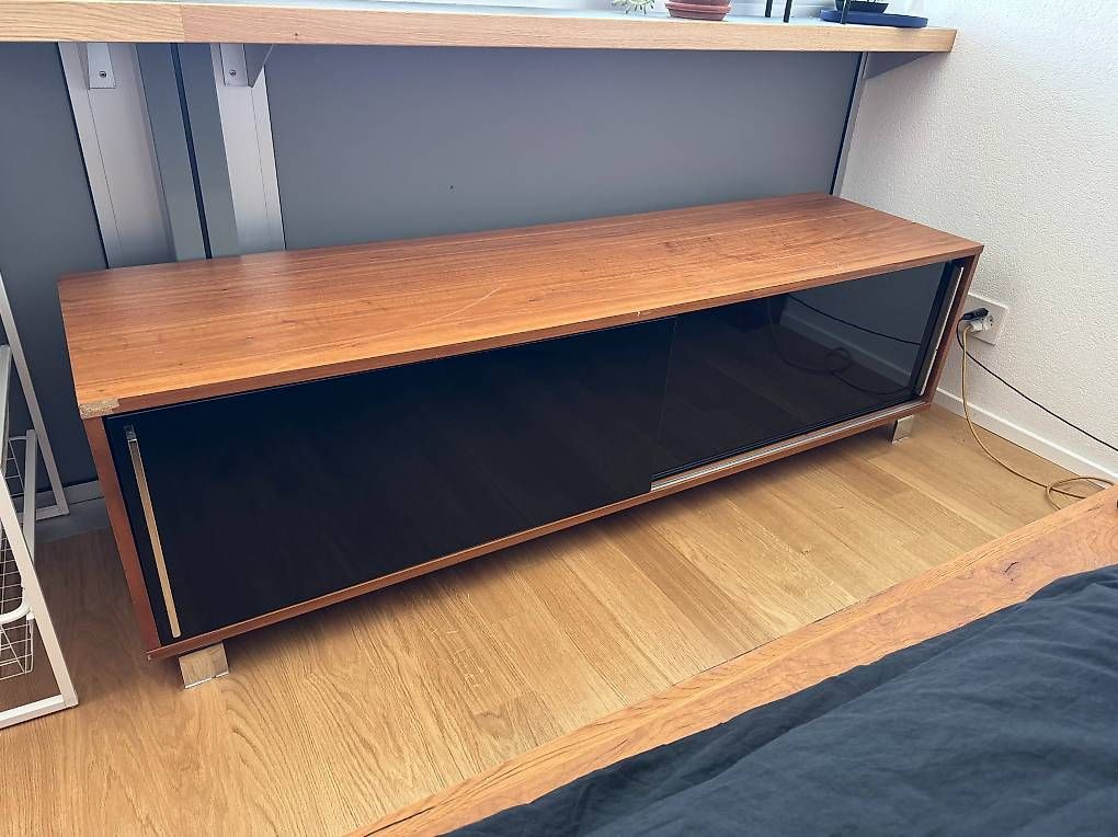 Mobili TV: Sideboard mit Echtholzfurnier – Usato da Bern venduto da rimshotdrums