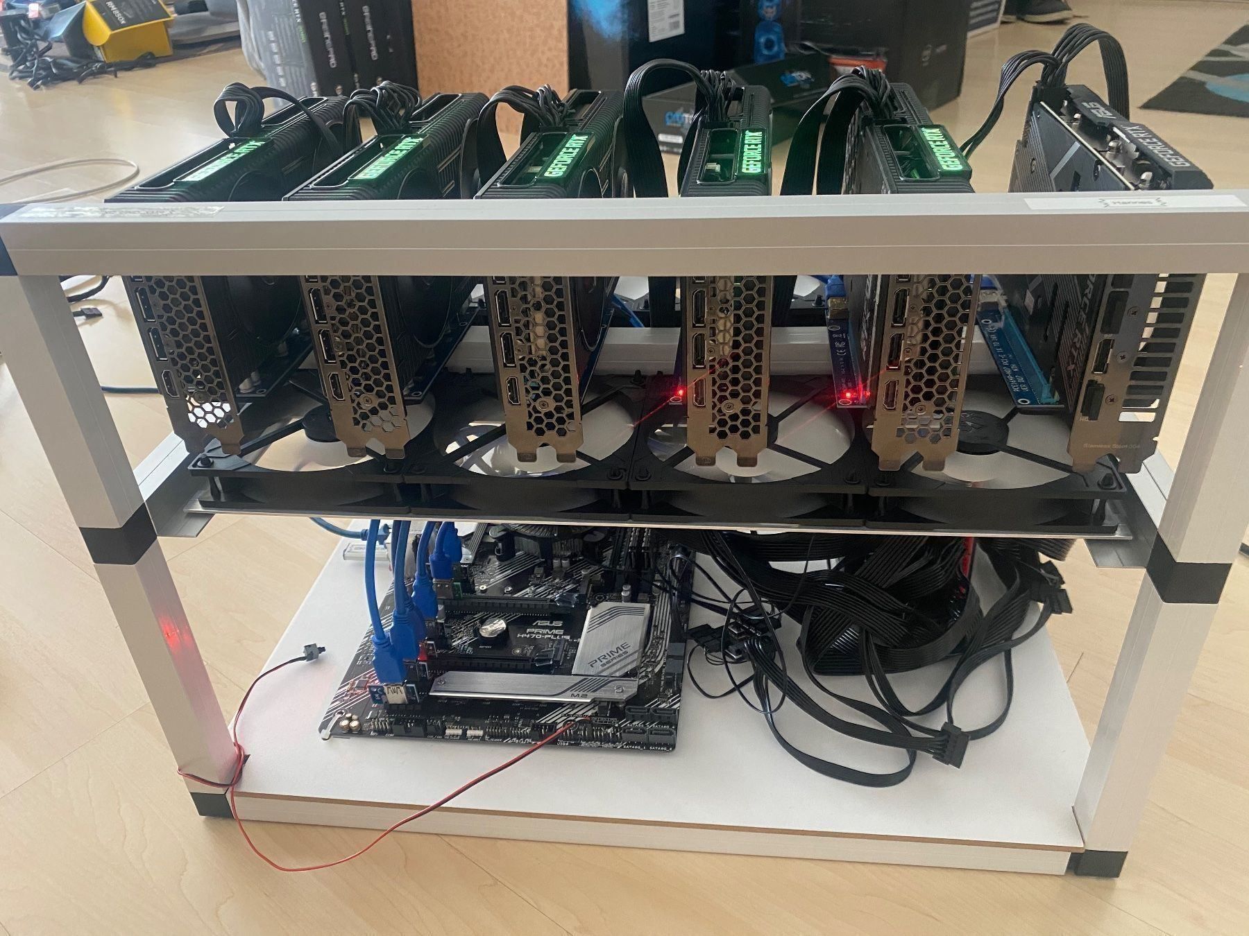Coin Miner: Mining Rig inkl.Programmierung, ca.93Mhs – Nuovo (secondo la descrizione) da Zürich venduto da Remo184 4