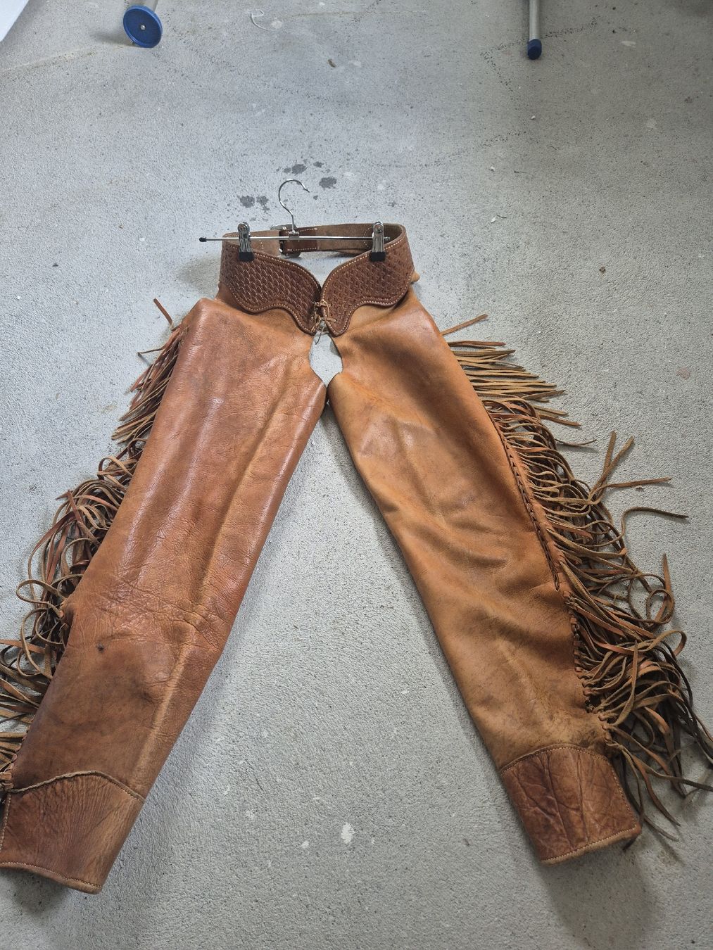 Pantalons: Western Chaps mit Franseln – D'occasion à Schaanwald par Gismo034 3
