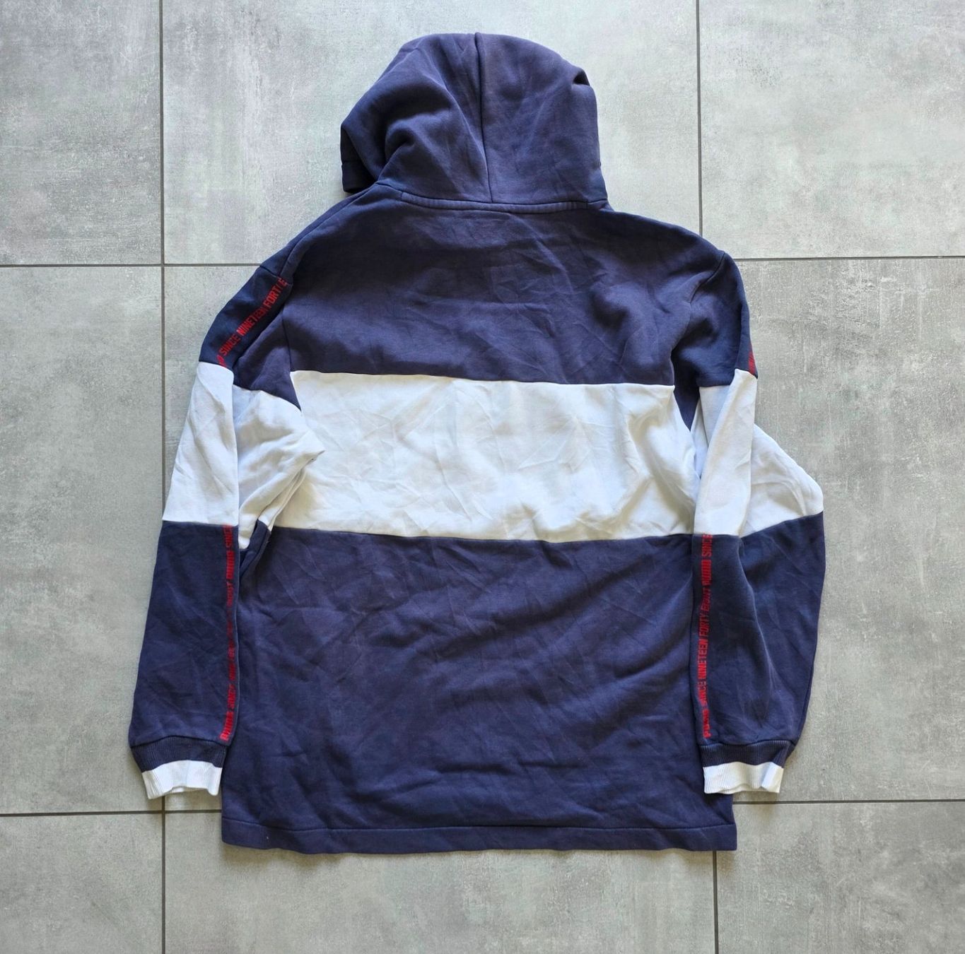 Puma Maglioni & Felpe: Puma Kapuzenpullover blau weiss Grösse M – Usato da Bern venduto da Tommy.Z 2