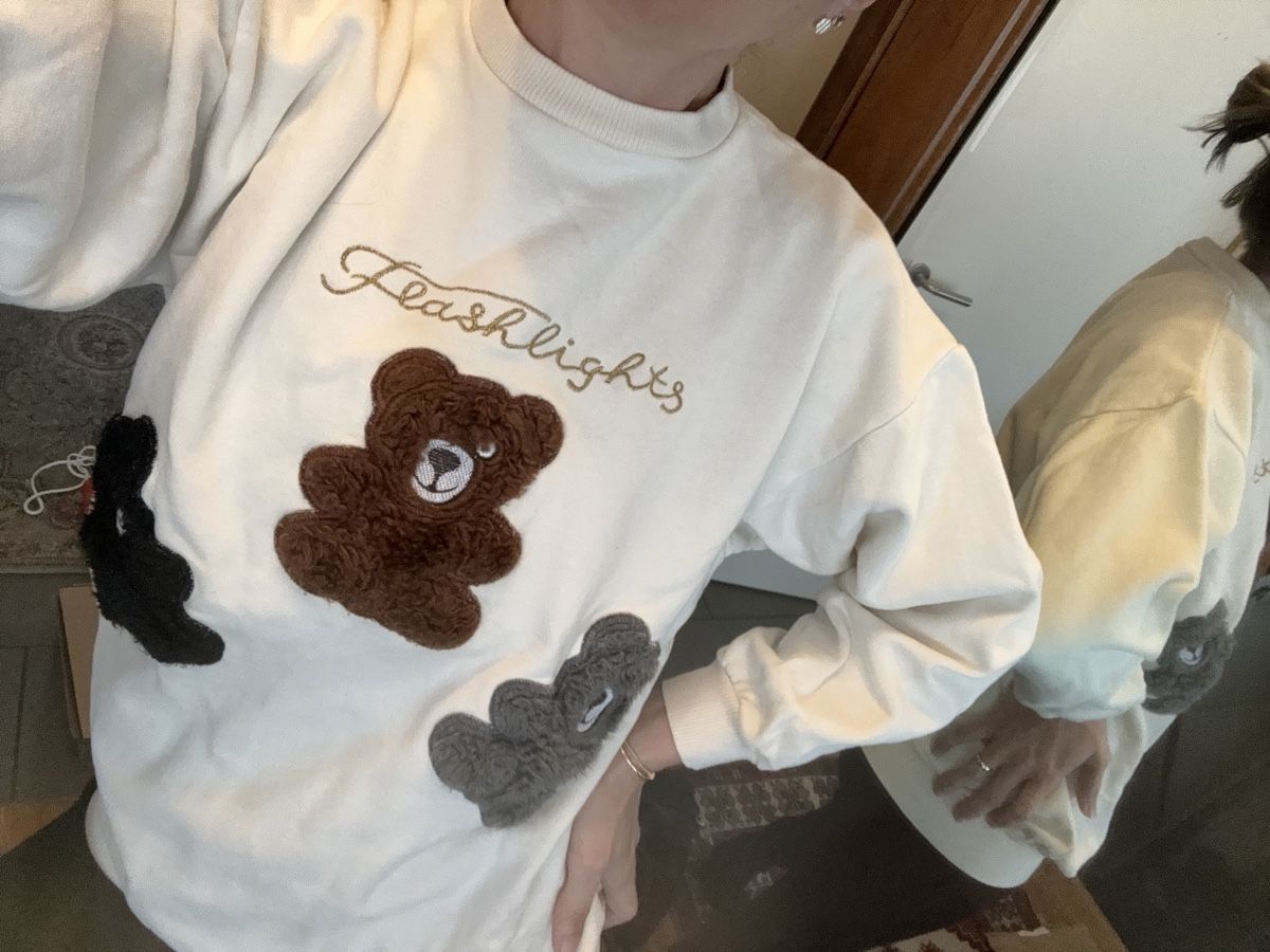 Pulls & Sweat-shirts: Sweatshirt mit Teddybären – D'occasion à Obfelden par tan_9lj9 8