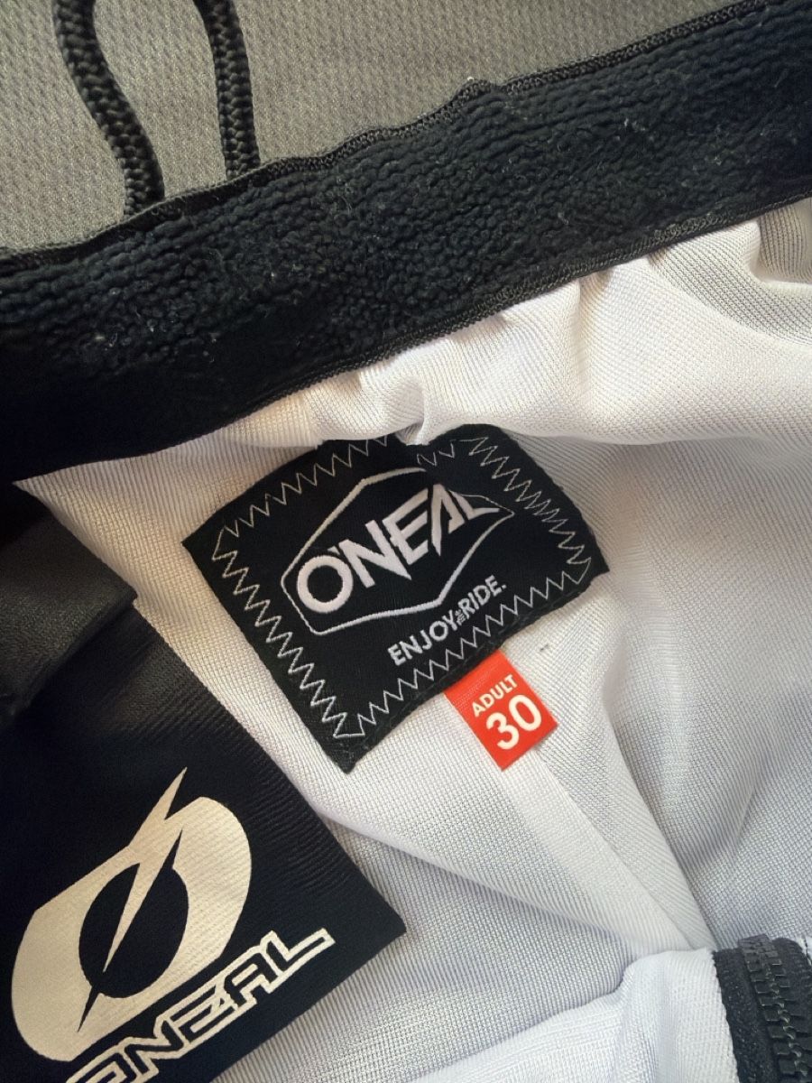 Lotti di vestiti: Motorrad Oneal ausrüstung  – Nuovo (secondo la descrizione) da Oberuzwil venduto da MavMav6418 2