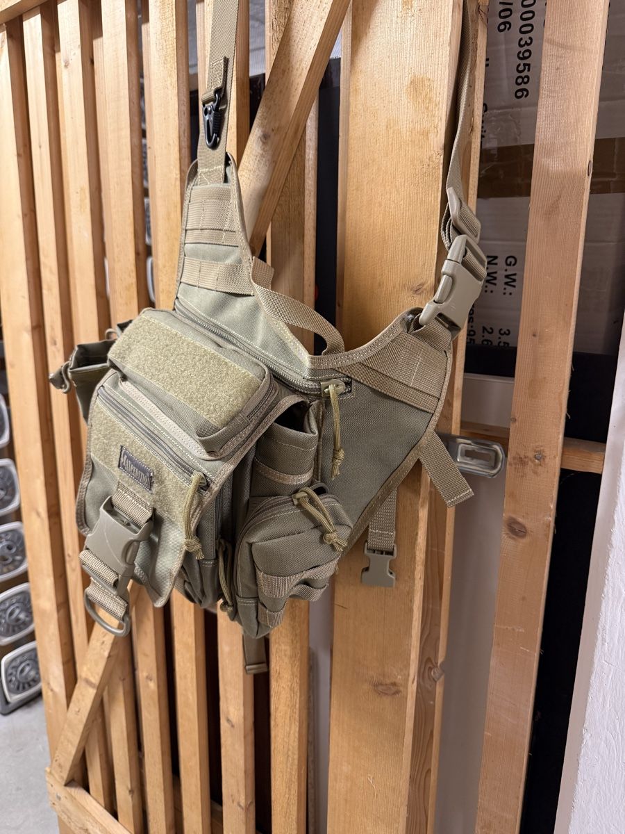 Maxpedition Taschen: Maxpedition jumbo Umhängetasche – Gebraucht aus Niederhasli von swissbrocki 1