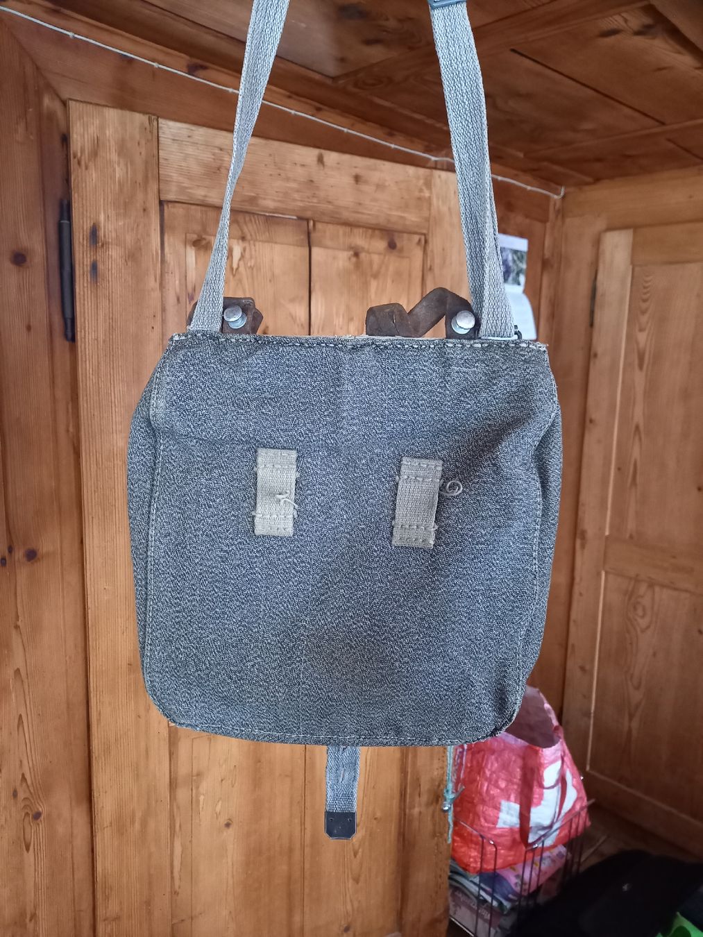 Schweizer Armee Borse: Originale Schweizer Armeetasche,Vintage Look. – Usato da Galgenen venduto da Allerlei8854 1