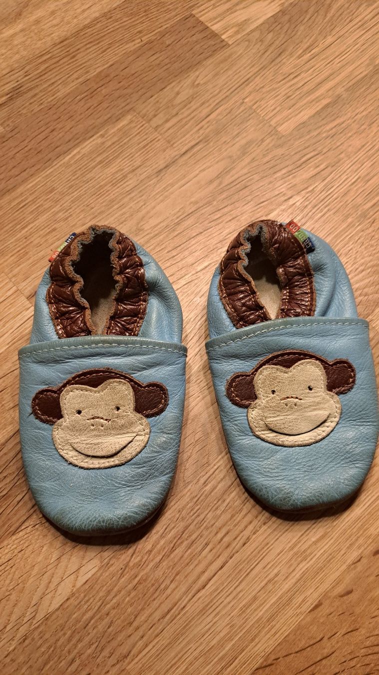 Scarpe per ragazzi: Lederfinkli, Affenmotiv – Usato da Langenthal venduto da T.L.