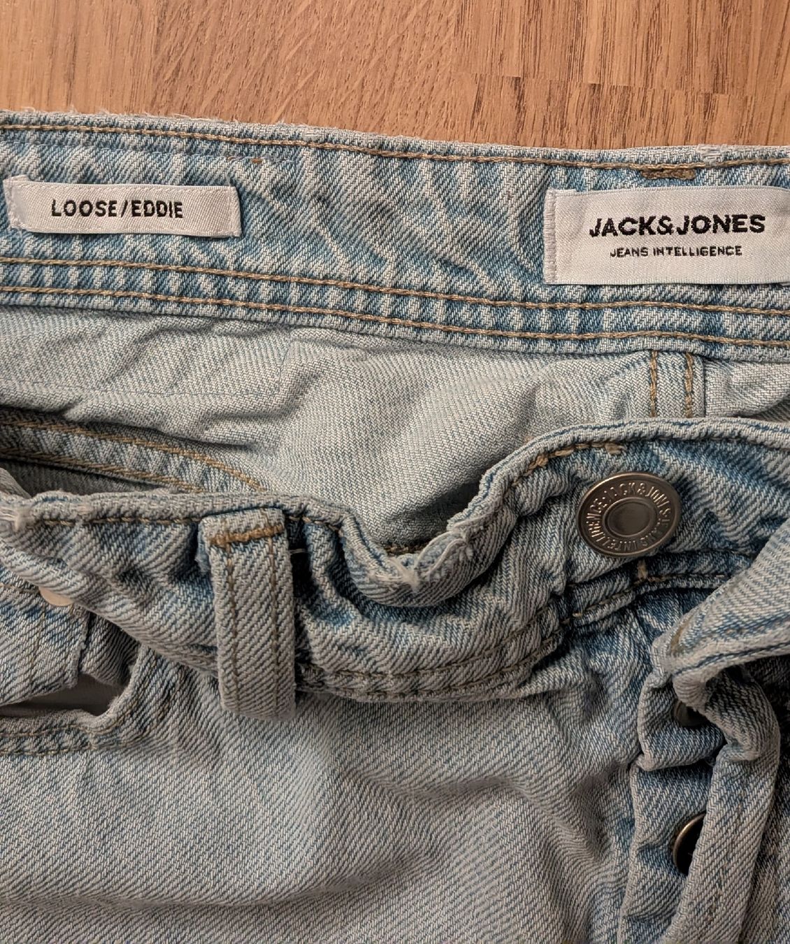 Jack & Jones Kleiderpakete: 2 paar Jack and Jones Jeans Gr 29/34 – Gebraucht aus Oberwil von CC_ART 1