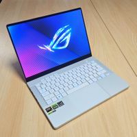 Asus ROG Zephyrus G14 (2024) - RTX 4070/AMD Ryzen 9 8945HS