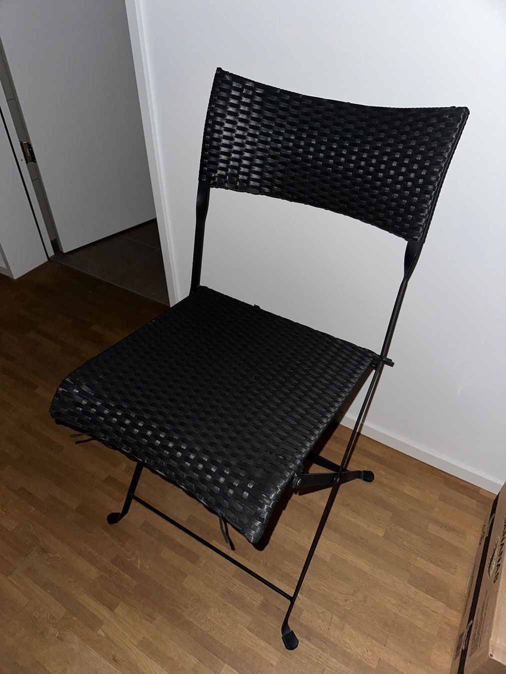 Set di tavolo e panche: Gartentisch rund inkl. 2x Stuhl – Usato da Bern venduto da SITARO 2