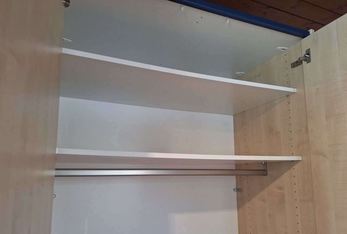 Schränke: Kleiderschrank – Gebraucht aus Hasle b. Burgdorf von Danny820 4