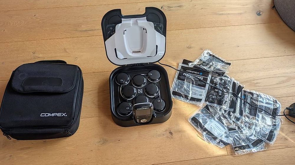 COMPEX SP 8.0 ELECTROSTIMULATEUR MUSCULAIRE SANS FIL (Gebraucht) in ...