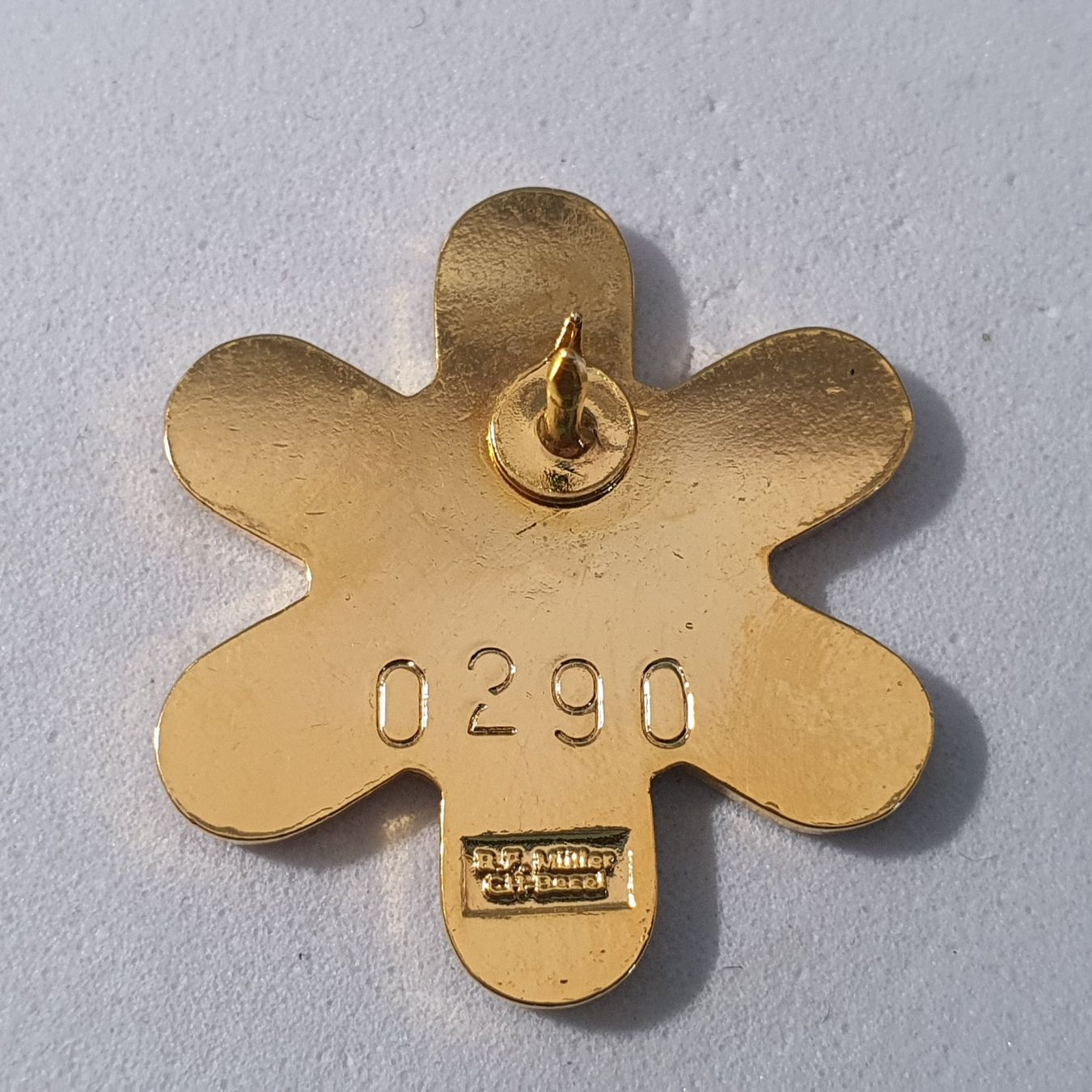 Placchette & Badge: Z653 - Pin Kantonspolizei Basel - Landschaft Wartenberg – Usato da Reinach BL venduto da Boston-Verkauf 1