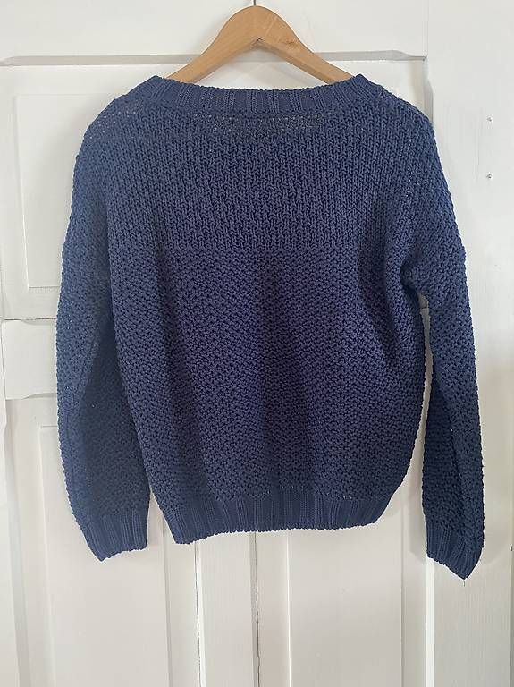 Esprit Pullover & Sweatshirts: Dunkelblauer Esprit edc Pullover Gr XS – Gebraucht aus Olten von jen_5nsj 1