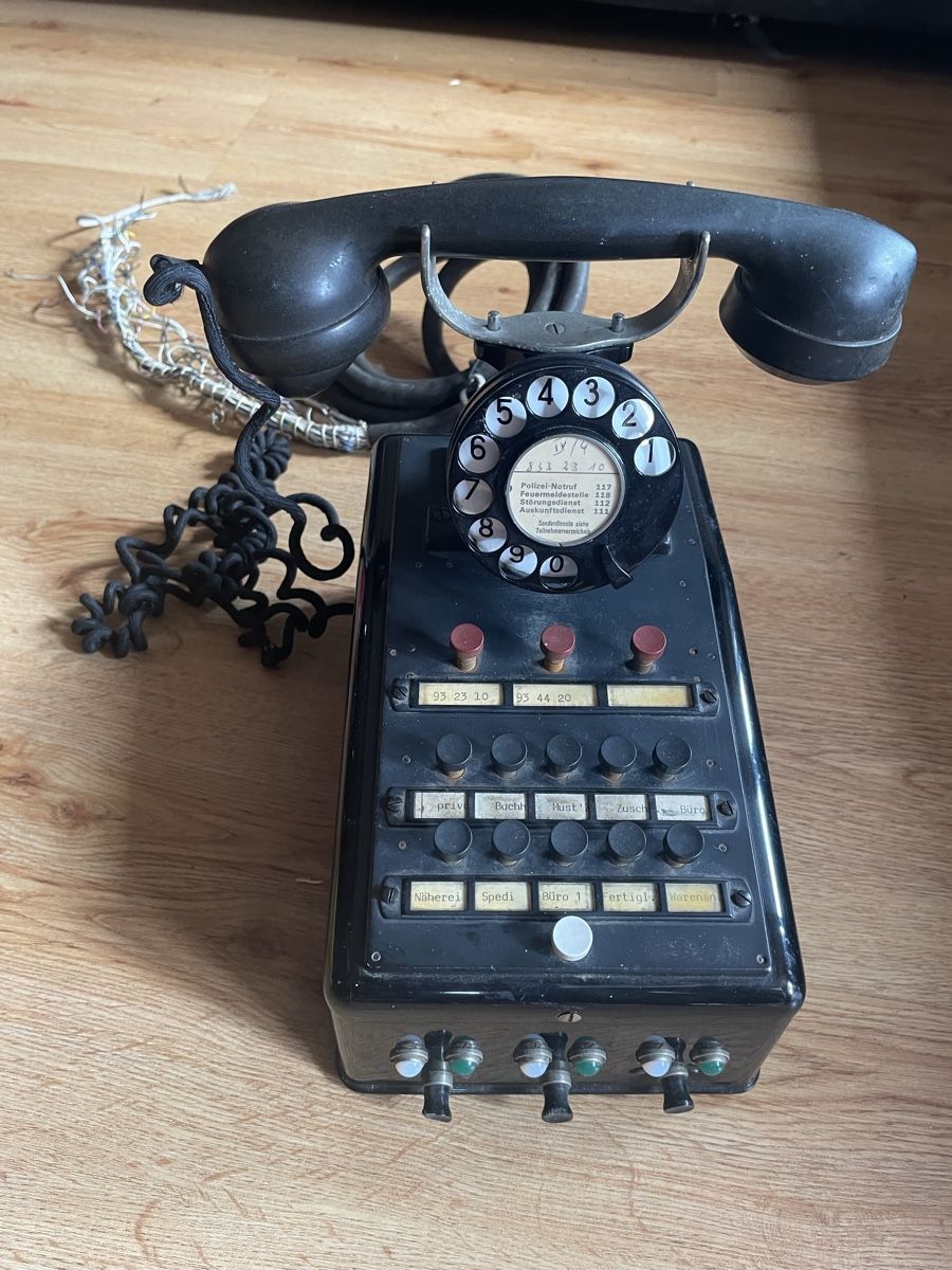 Telefoni: Antikes Retro Telefon Vintage – Usato da Rüedisbach venduto da niiina