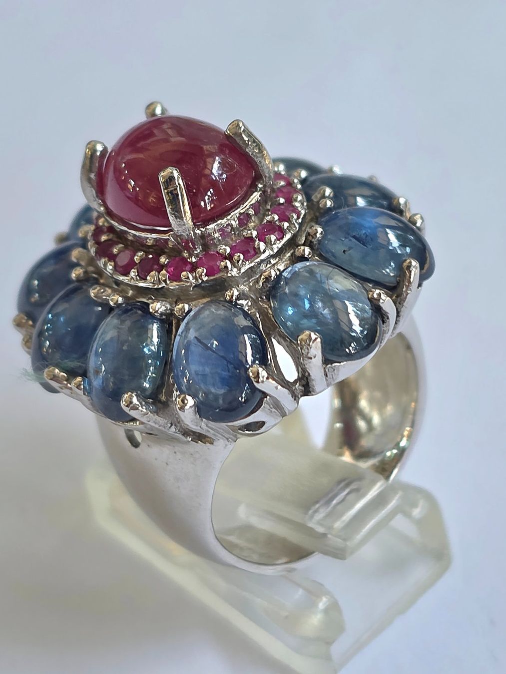 Anelli: Ring mit Rubin und Saphiren Silber Grösse 58 – Nuovo (secondo la descrizione) da Zürich venduto da benedikt12 6