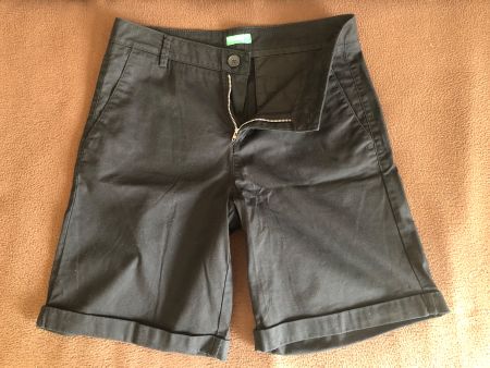 BENETTON SHORTS, GR.S, SCHWARZ, SOMMER, SPORTLICH, CASUAL