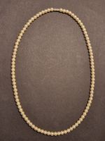 Elegante Perlenkette (unecht)