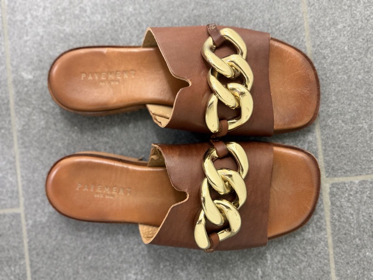 Chaussures femmes: Pavement Pantolette 38 neu – Neuf (Voir description) à Unterägeri par Iisziit01