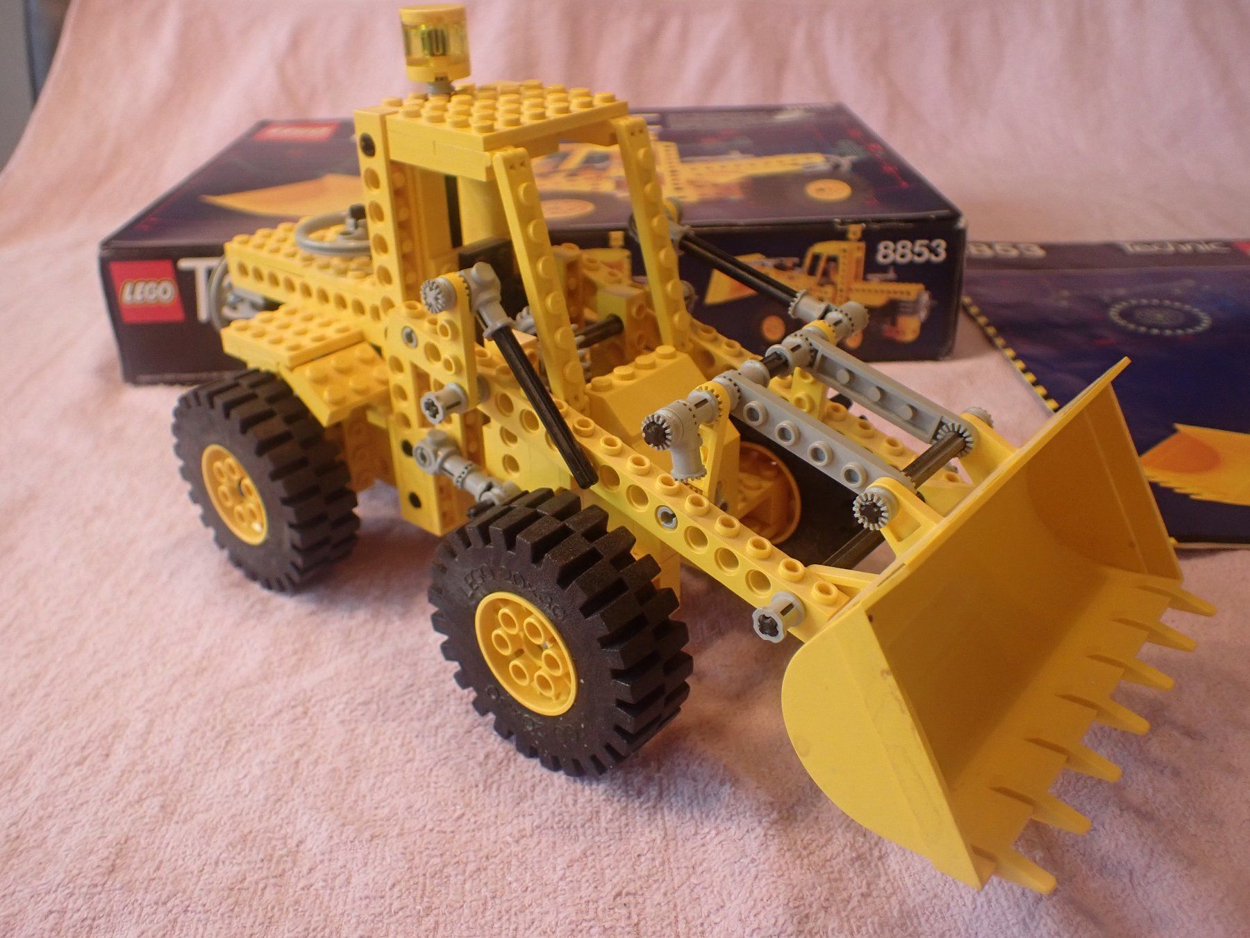 Lego Kit di costruzioni: LEGO Technic 8853 - Schaufelradlader mit original Karton – Usato da Geroldswil venduto da boy5toy 2