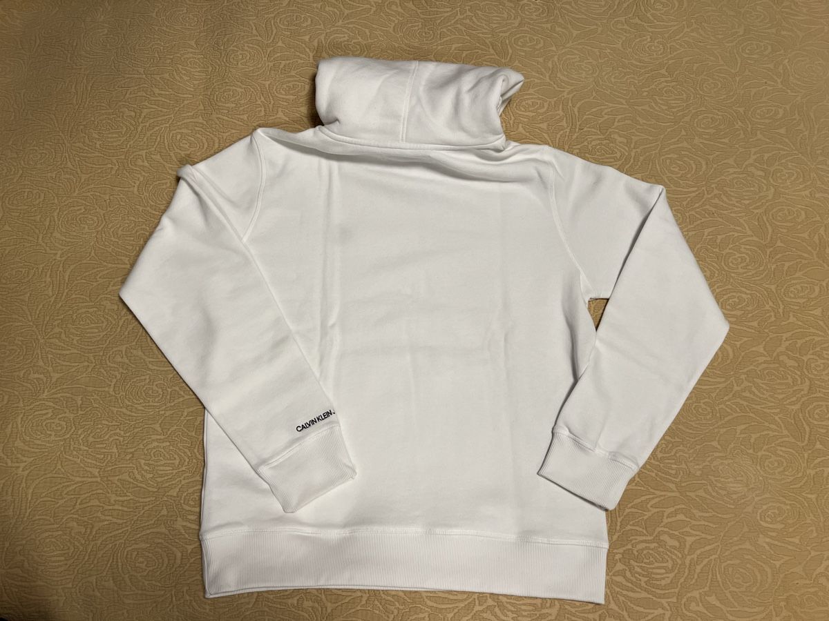 Calvin Klein Pullover & Sweatshirts: Sweat à capuche Calvin Klein blanc, taille L comme neuf – Gebraucht aus GENÈVE von triple7ch 1