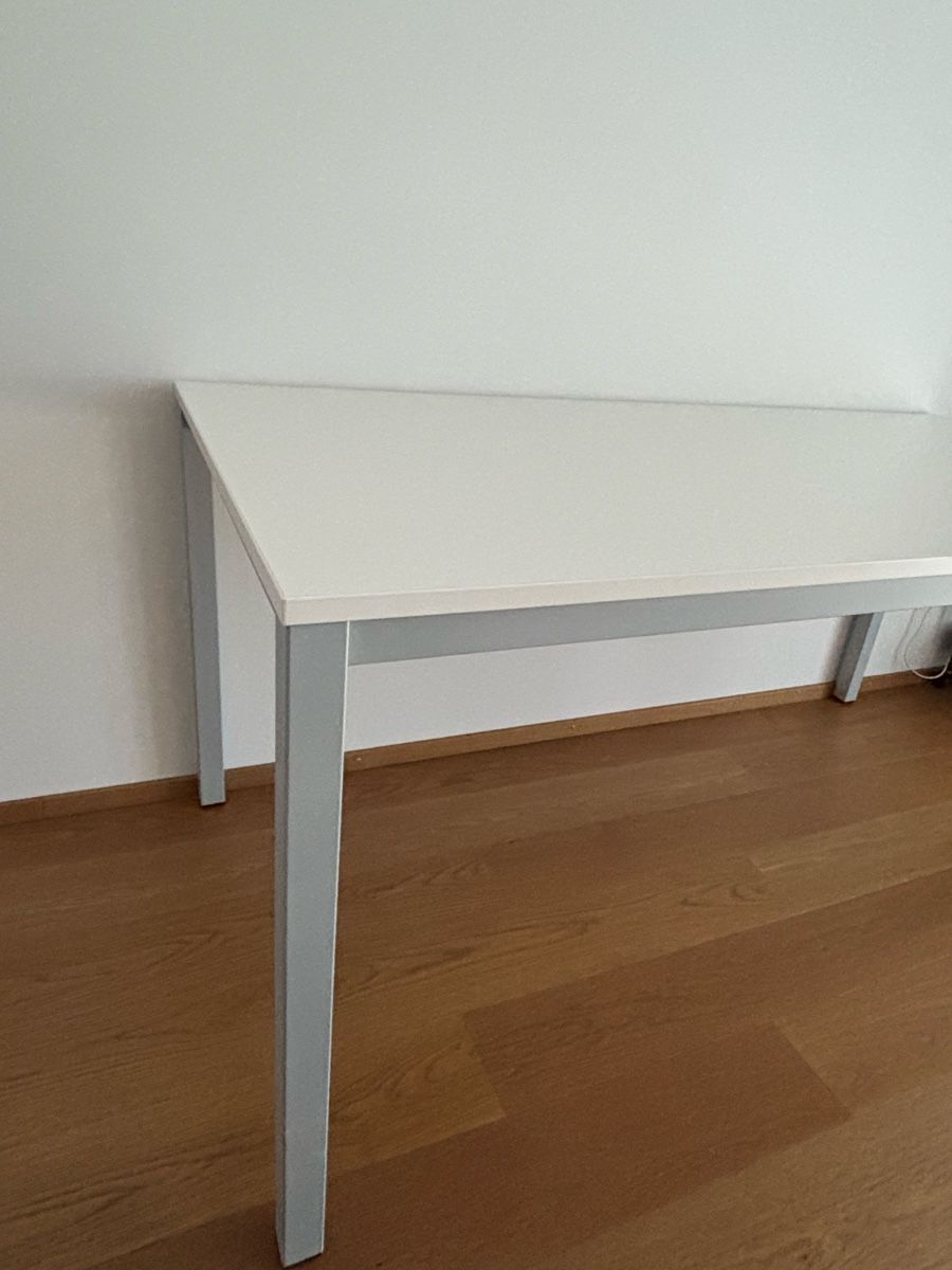 Scrivanie: Bürotisch – Usato da Sursee venduto da Zupsa 2