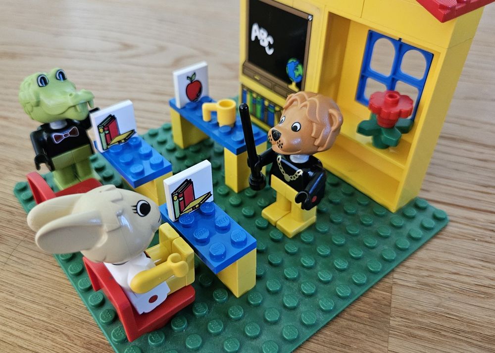 Lego Fabuland 3647 Schulzimmer (1989) (Usato) a Schaffhausen per