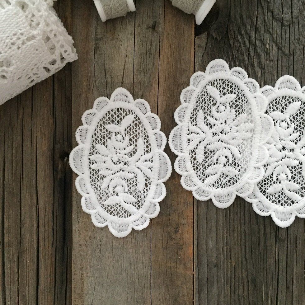 Tessuti: Applikationen Spitze 4er Set - Shabby Chic – Nuovo (secondo la descrizione) da Thun venduto da Rowaner