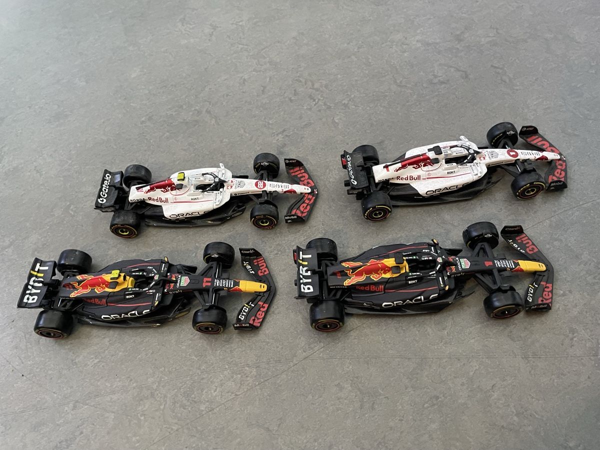 Bburago Modellini d'auto: F1 Red Bull Modellautos – Usato da Kerns venduto da jol_h6f8