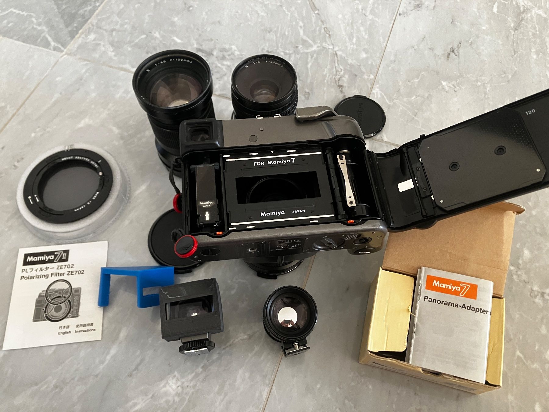 Mamiya Fotocamera: Mamiya 7 Set mit Pano Kit, 3 Objektiven, 2 Suchern, Service – Usato da Grüt (Gossau ZH) venduto da dom_hrd7