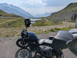 Royal Enfield Meteor 350 blau