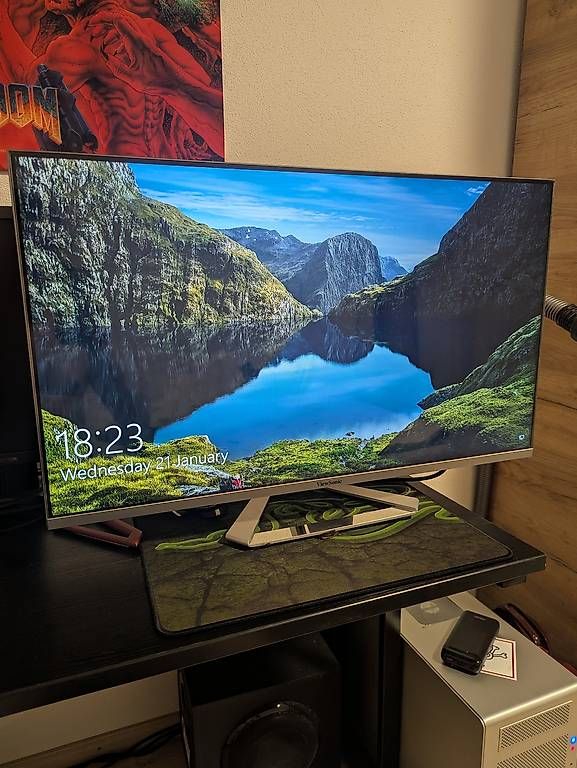 Viewsonic Monitor: ViewSonic Monitor Bildschirm IPS – Usato da Aeugst am Albis venduto da ger_lr2j