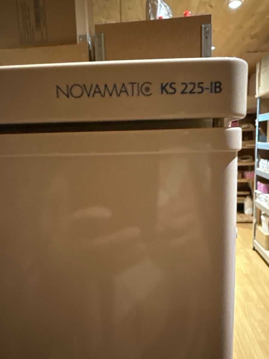 Novamatic Réfrigérateurs: NOVAMAR 43/210 refrigerator used condition – D'occasion à Neirivue par naz_z28w 1