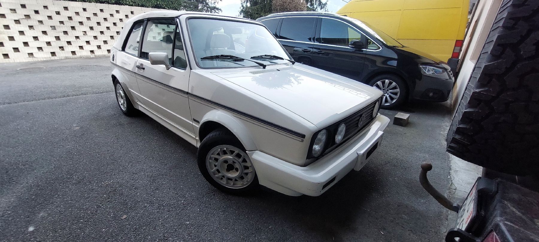 VW Automobili: vw golf 1 cabriolet – Usato da Muraz (Collombey) venduto da Celine-v81