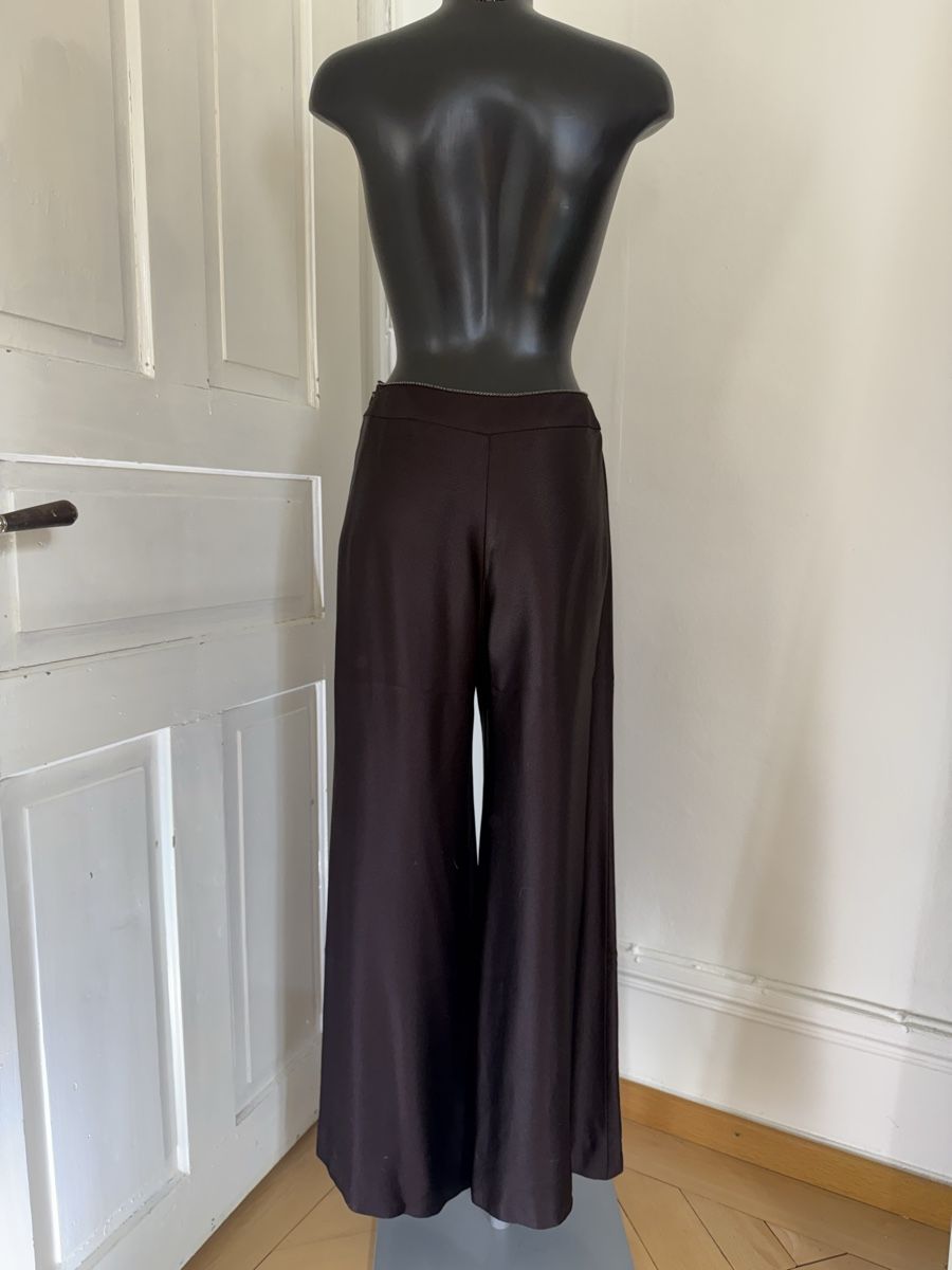 Chanel Pantaloni: Luxurious CHANEL Satin Marlene pants FR38 – Nuovo (secondo la descrizione) da Baden venduto da agora_newgeneration 1