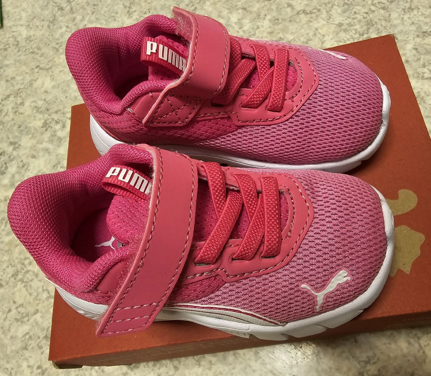Puma Schuhe für Mädchen: puma – Neu und originalverpackt aus Basel von zaa_7ft5 1