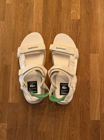 Lacoste Sandalen