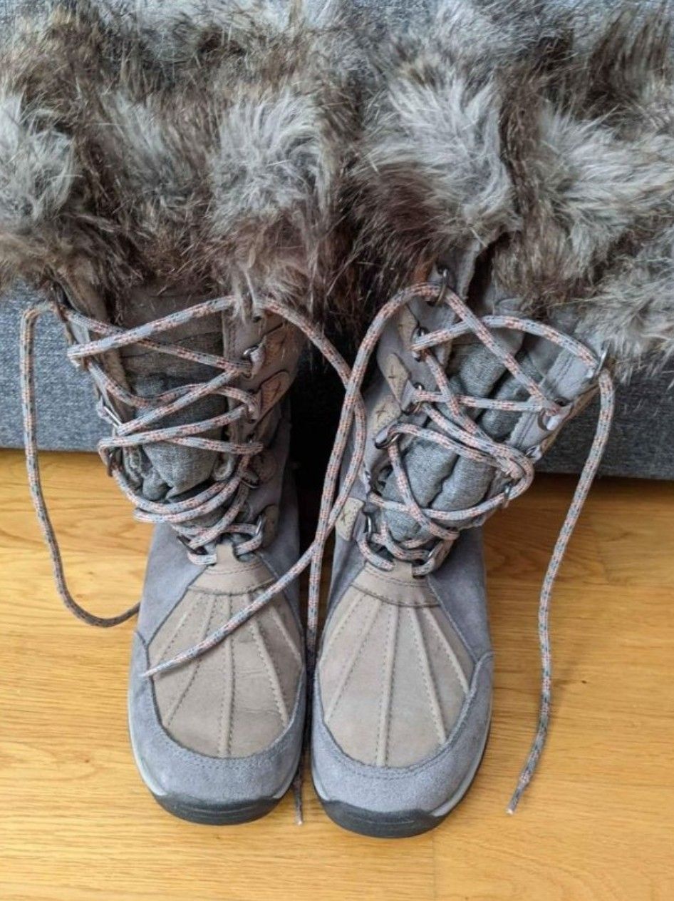 Scarpe per cavalli: Clarks Damen / Kinder Stiefel / Snow Boots – Usato da Zürich venduto da jabo22 2
