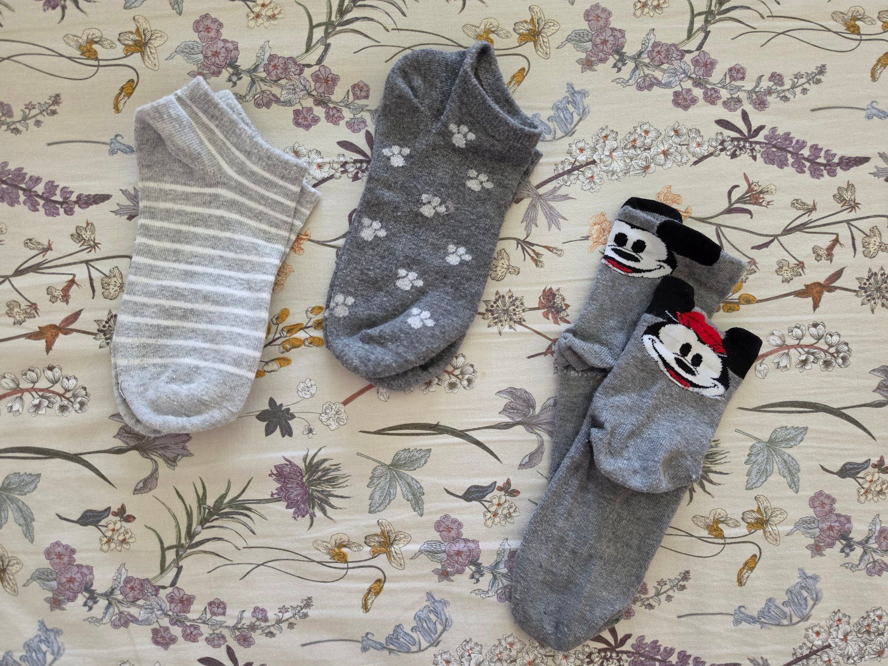 Chaussettes enfants: 3 Paar Füsslinge Gr. 31-34 – D'occasion à Zürich par Pemberleys