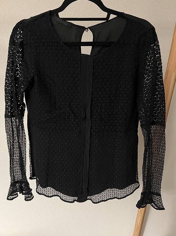 Pinko Camicette: Camicia nera in pizzo Pinko – Usato da Luzern venduto da mic_99vf 2
