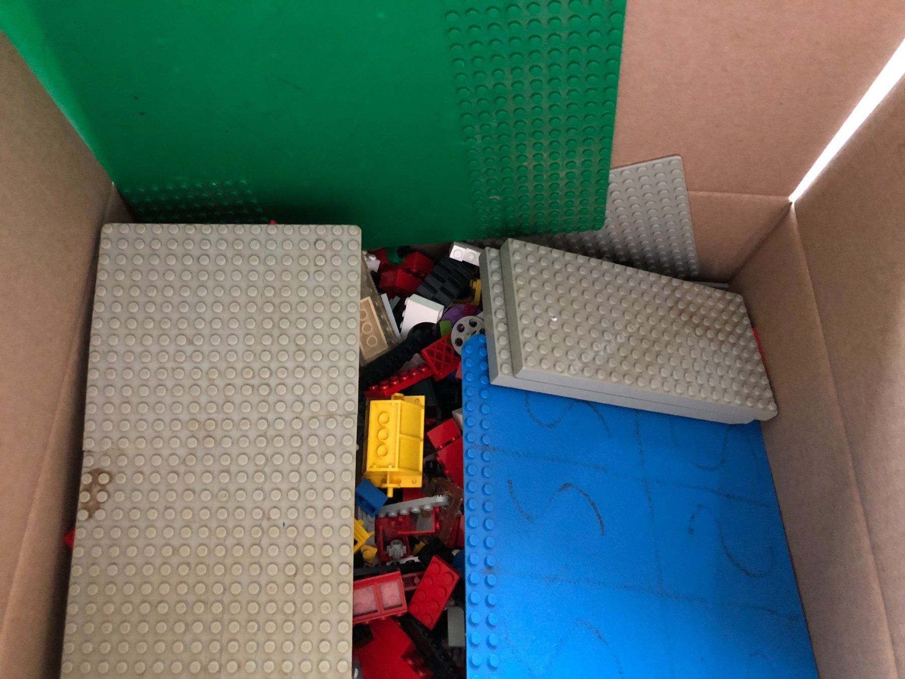 Lego Spielzeuge: LEGO - Kiloware > 2,5kg – Gebraucht aus Schaffhausen von  2