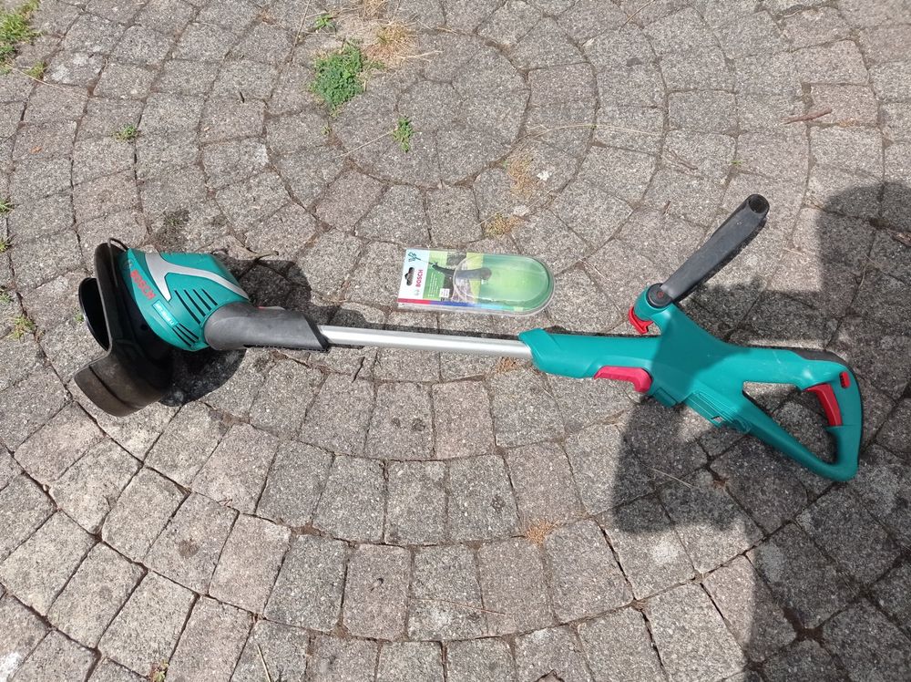 BOSCH Akku Rasentrimmer ART 23-18 LI (Gebraucht) In Neuenhof Für CHF 31