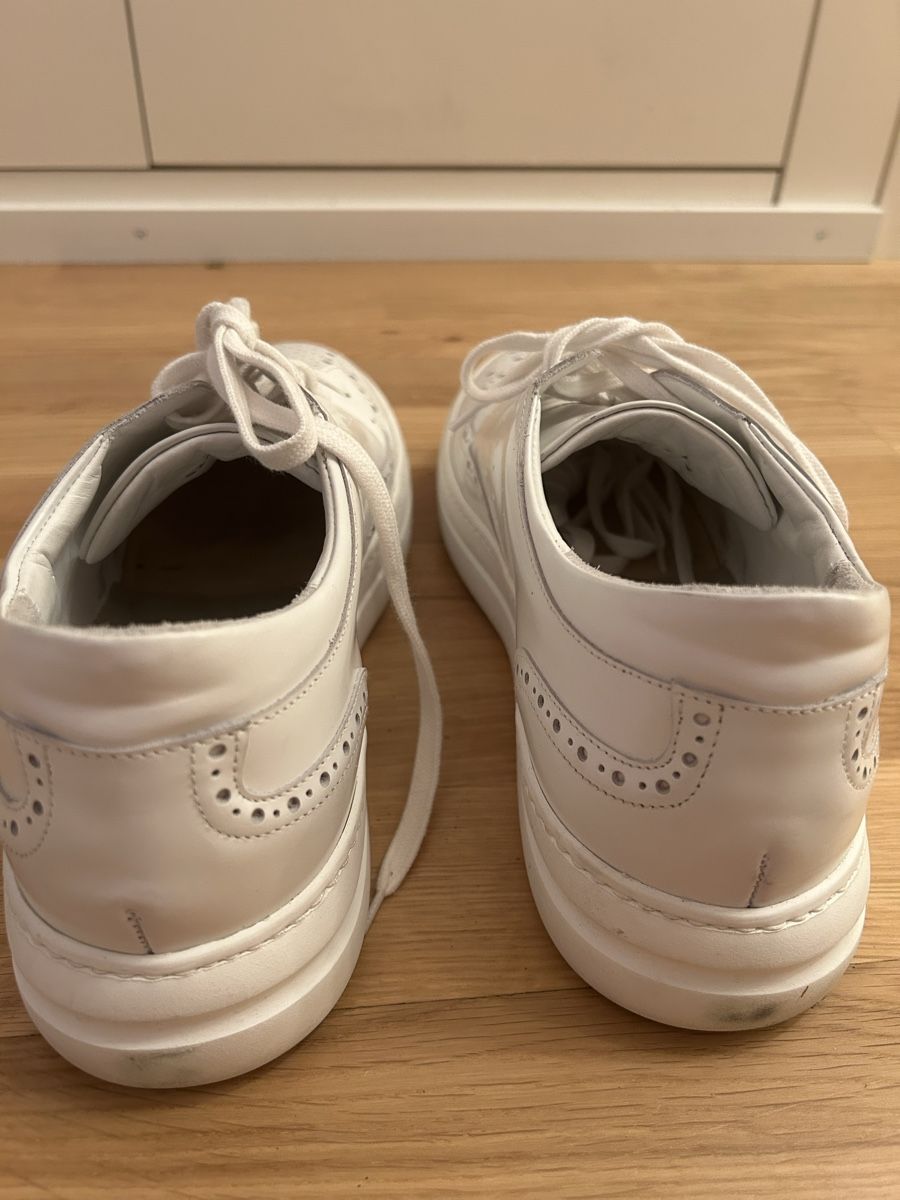 Herrenschuhe: weisse Business Schuhe Grösse 44 – Gebraucht aus Wil SG von sab_vl6q 2