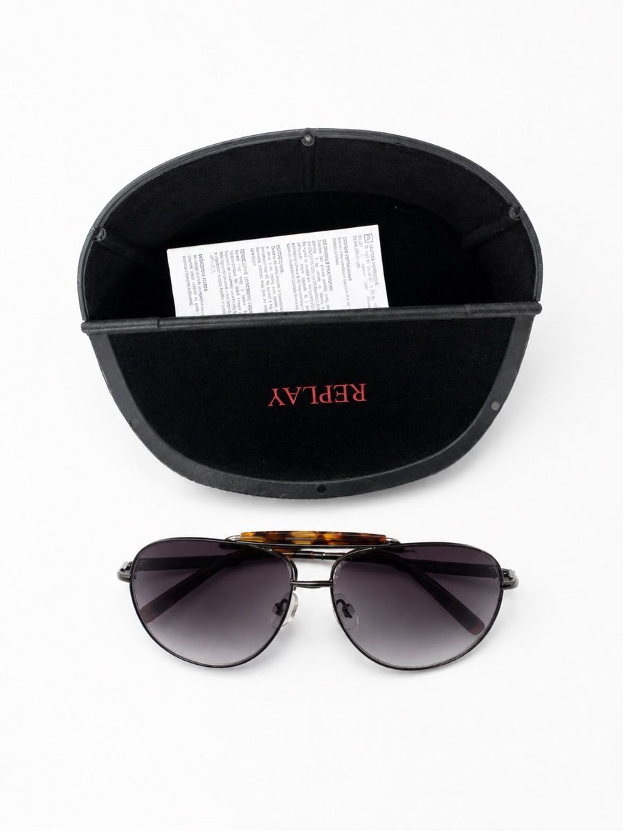Occhiali & Lenti: Replay Sonnenbrille Aviator Model with Case Good Condition – Nuovo (secondo la descrizione) da Embrach venduto da Tom1717