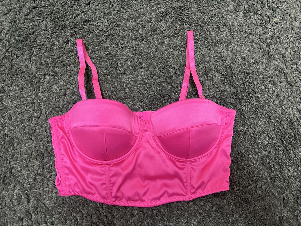 Tops: •Monki•Pinkes Satin Bustier - Gr. M(80B)🩷 – Neu (gemäss Beschreibung) aus Effretikon von Briga.S.