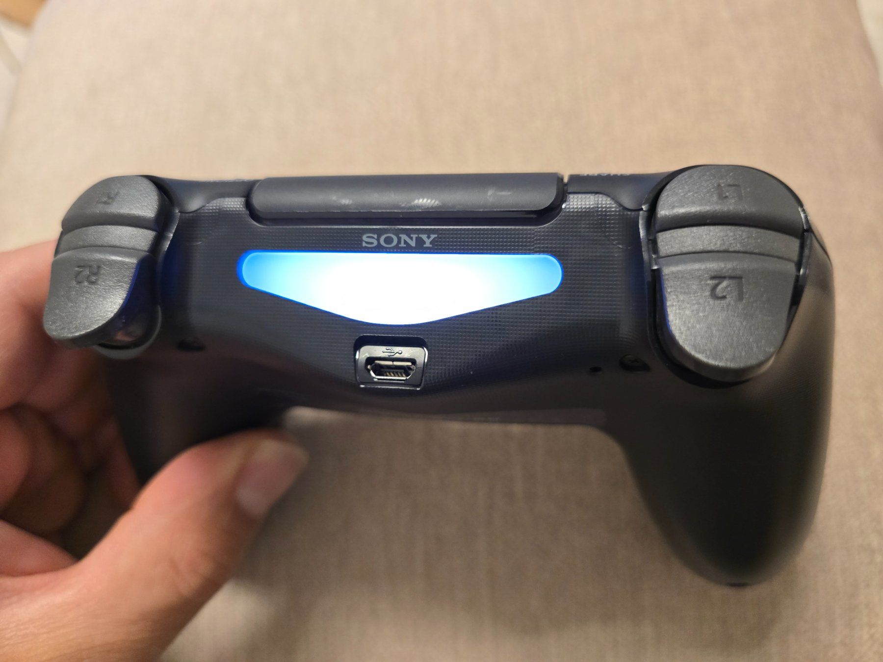 Sony Manettes: ORIGINAL PS4 Controller – D'occasion à Basel par Zait 1