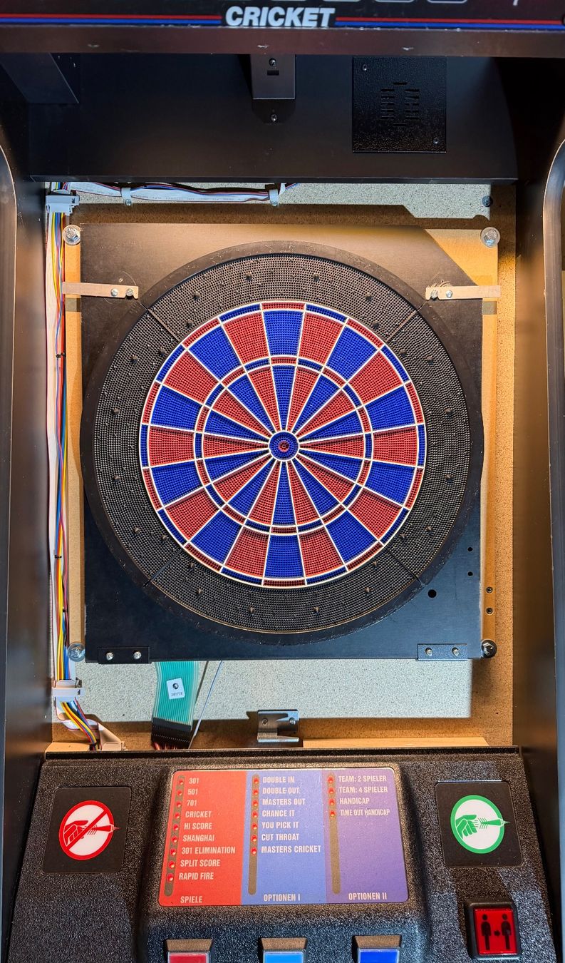 Slot Machine: Löwen HB8 Dartautomat – Usato da Zürich venduto da Syossmen 6