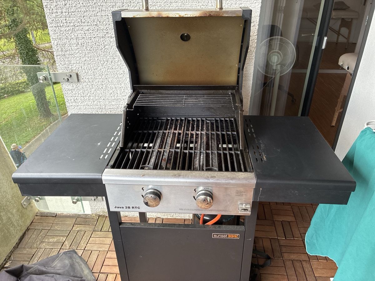 Grills: Sunset BBQ Gas Grill Java 2B RTC - used condition – Gebraucht aus Zürich von BlancaL 3