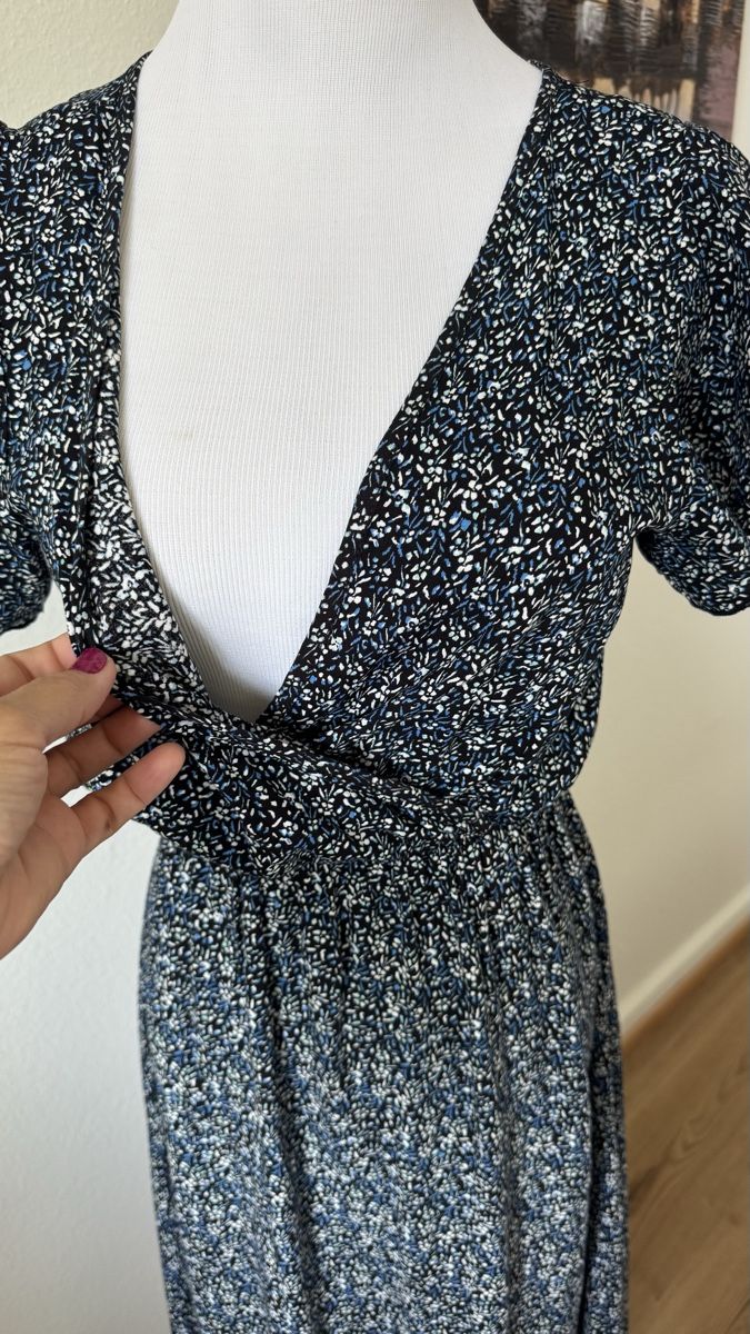 Robes: Sommerkleid Gr.36/38 – D'occasion à Schaffhausen par Fixier 4