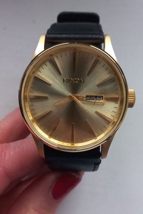 Nixon Orologi: Nixon Uhr – Nuovo (secondo la descrizione) da Beckenried venduto da Wmarcie